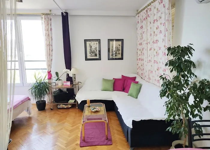 Teja Apartment
